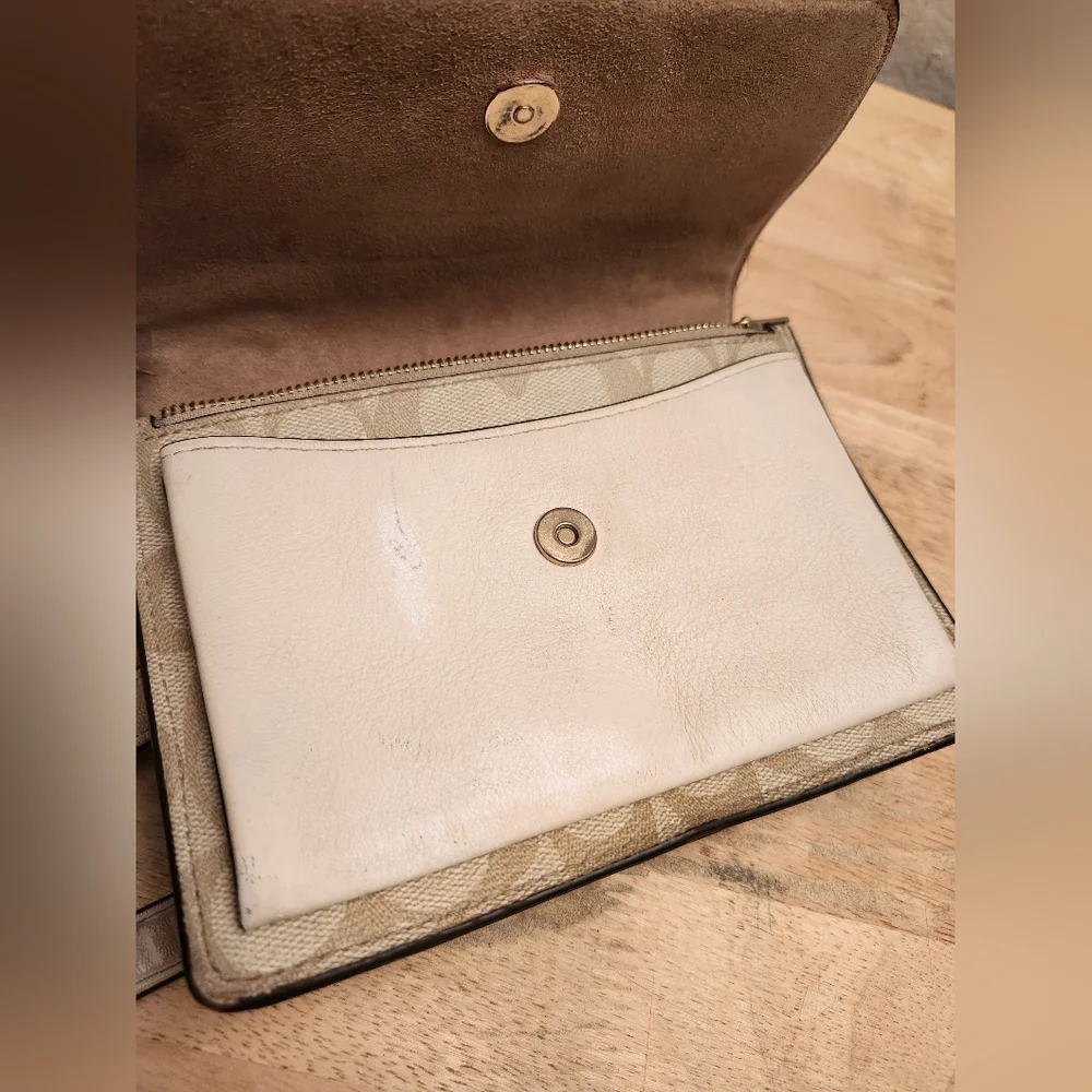 Coach Beige Signature Canvas Chain Crossbody Bag - Picture 13 of 13